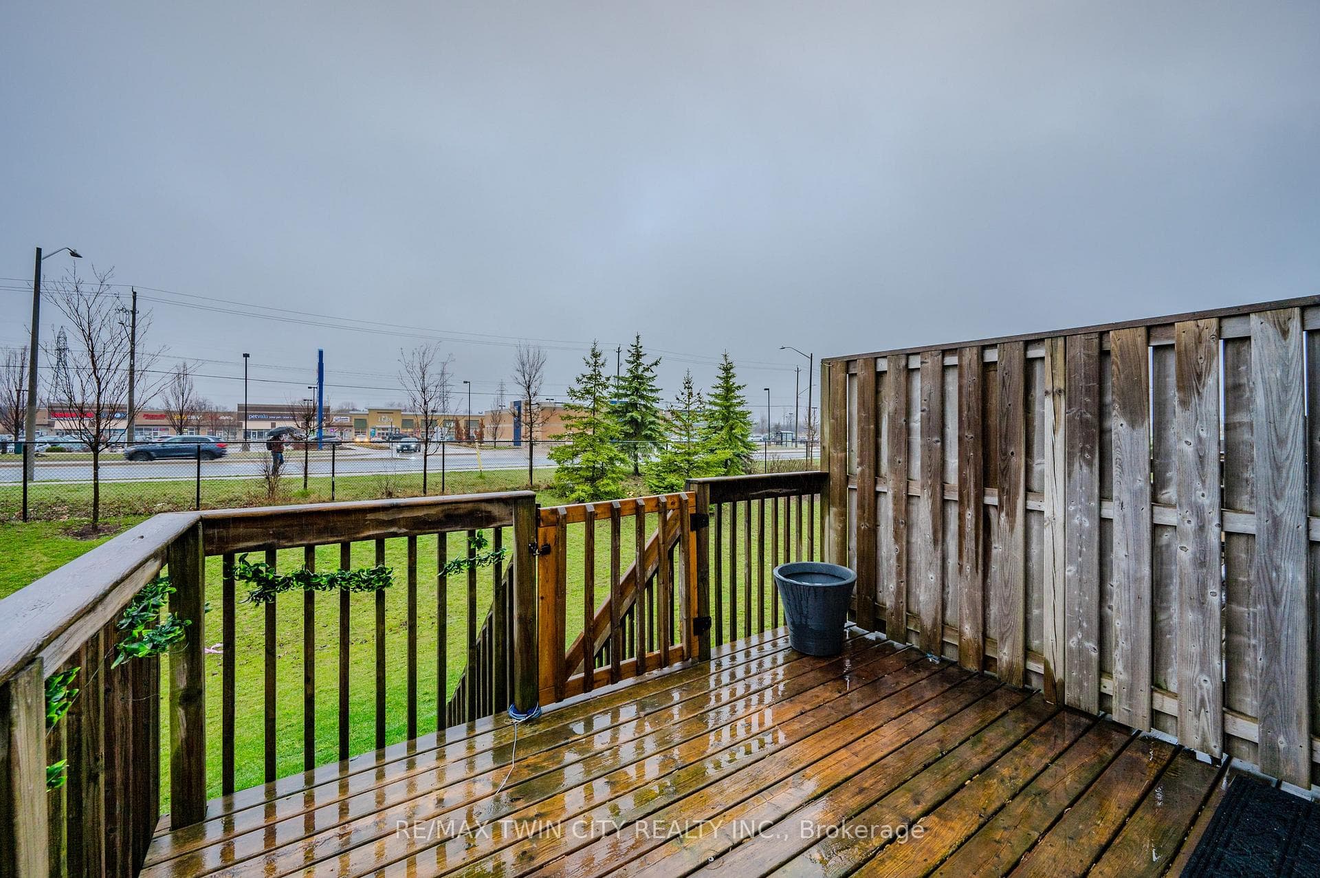 240 Westmeadow Drive Unit 6B photo 25
