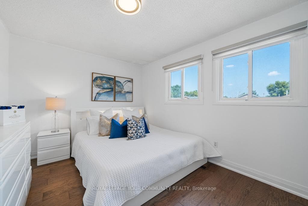 65 Westhampton Drive photo 18