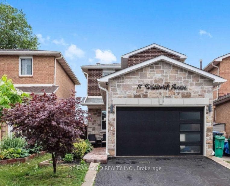 16 Wildercroft Avenue photo 1