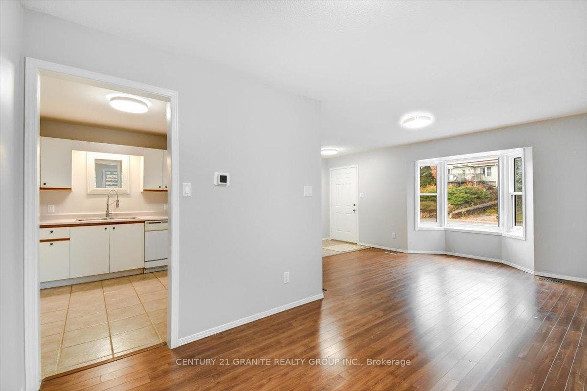 11 Monck Street photo 4