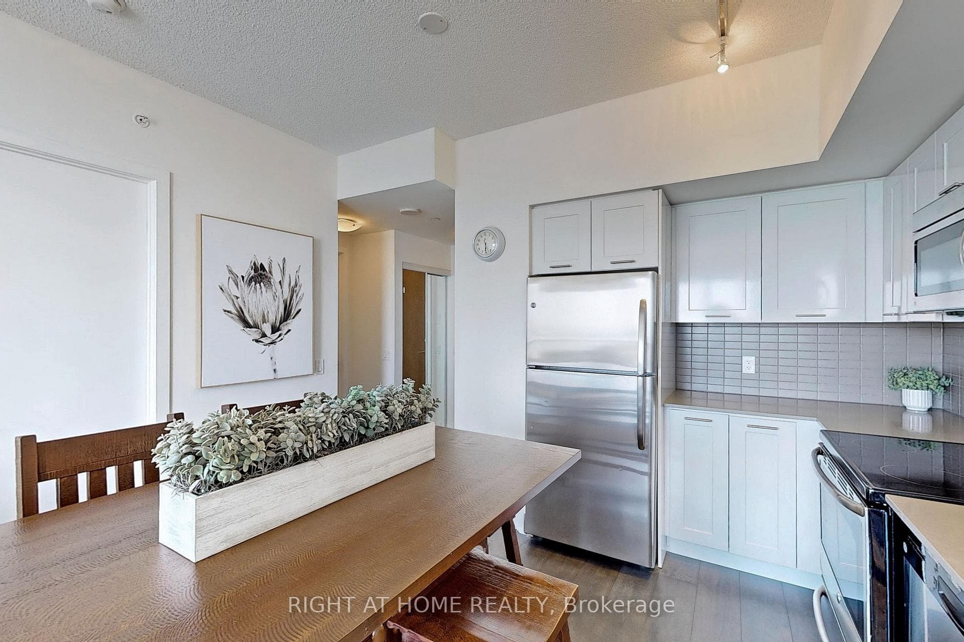 2212 Lake Shore Boulevard Unit 3605 photo 10