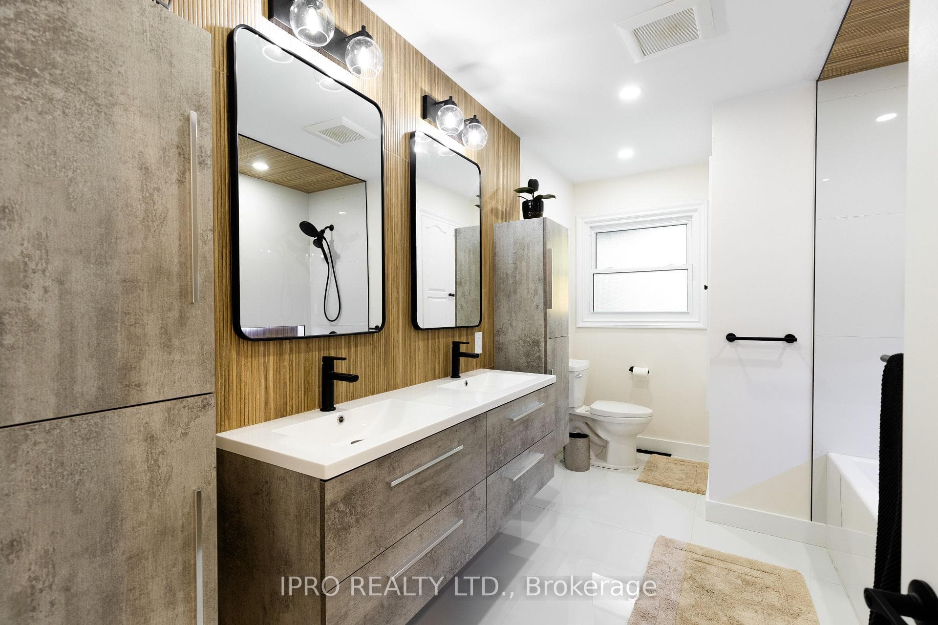 346 Grantham Avenue photo 10