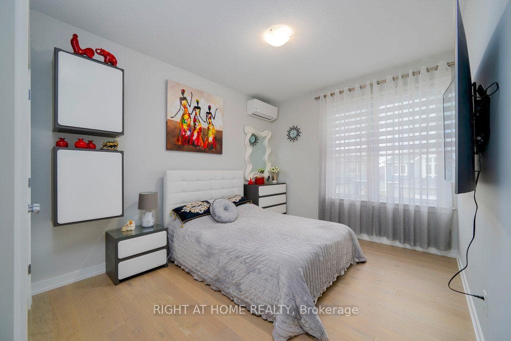 159 Boulonnais Grove photo 33