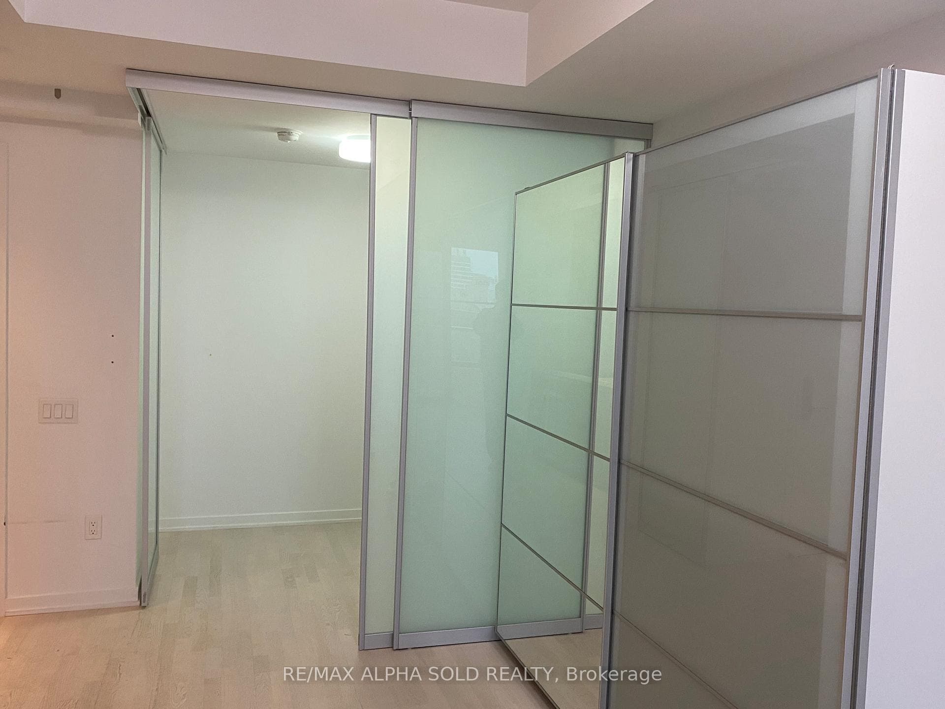 60 Colborne Street Unit 1006 photo 12