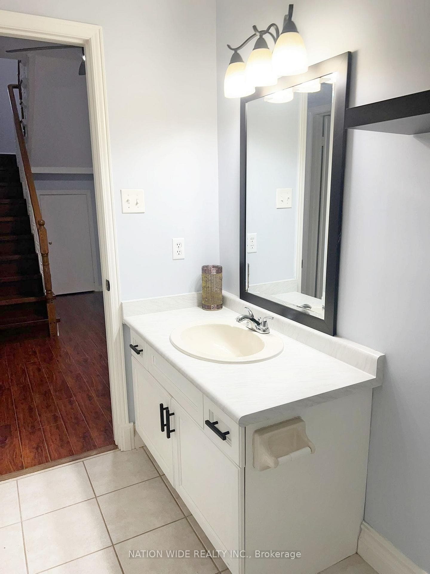 507 Dunlop Street photo 28