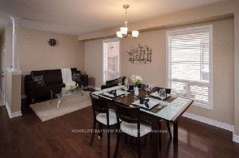 10 Selkirk Drive photo 9