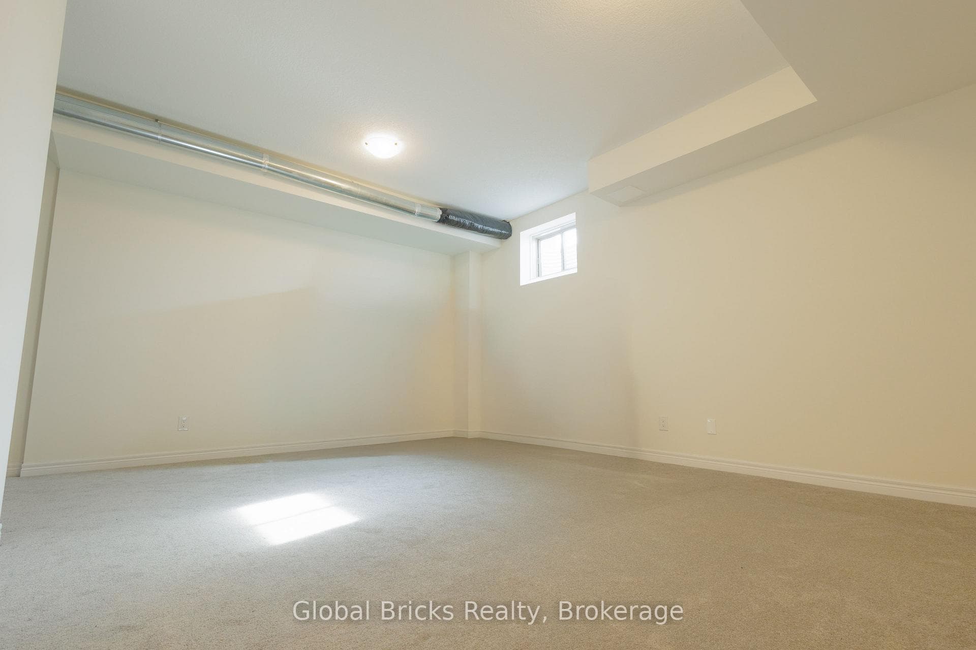 192 Broadacre Drive photo 39
