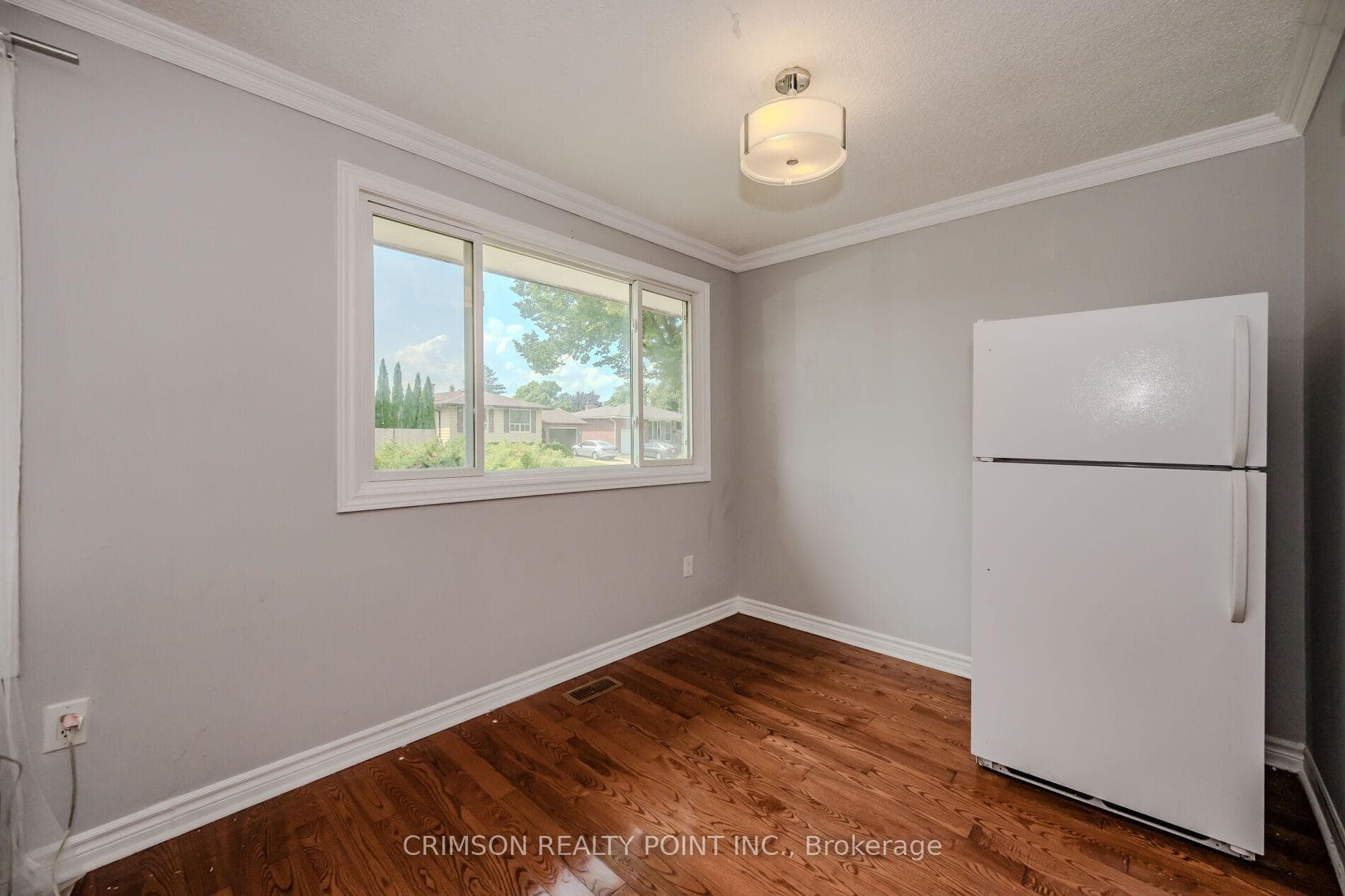 27 Stanlow Crescent photo 10