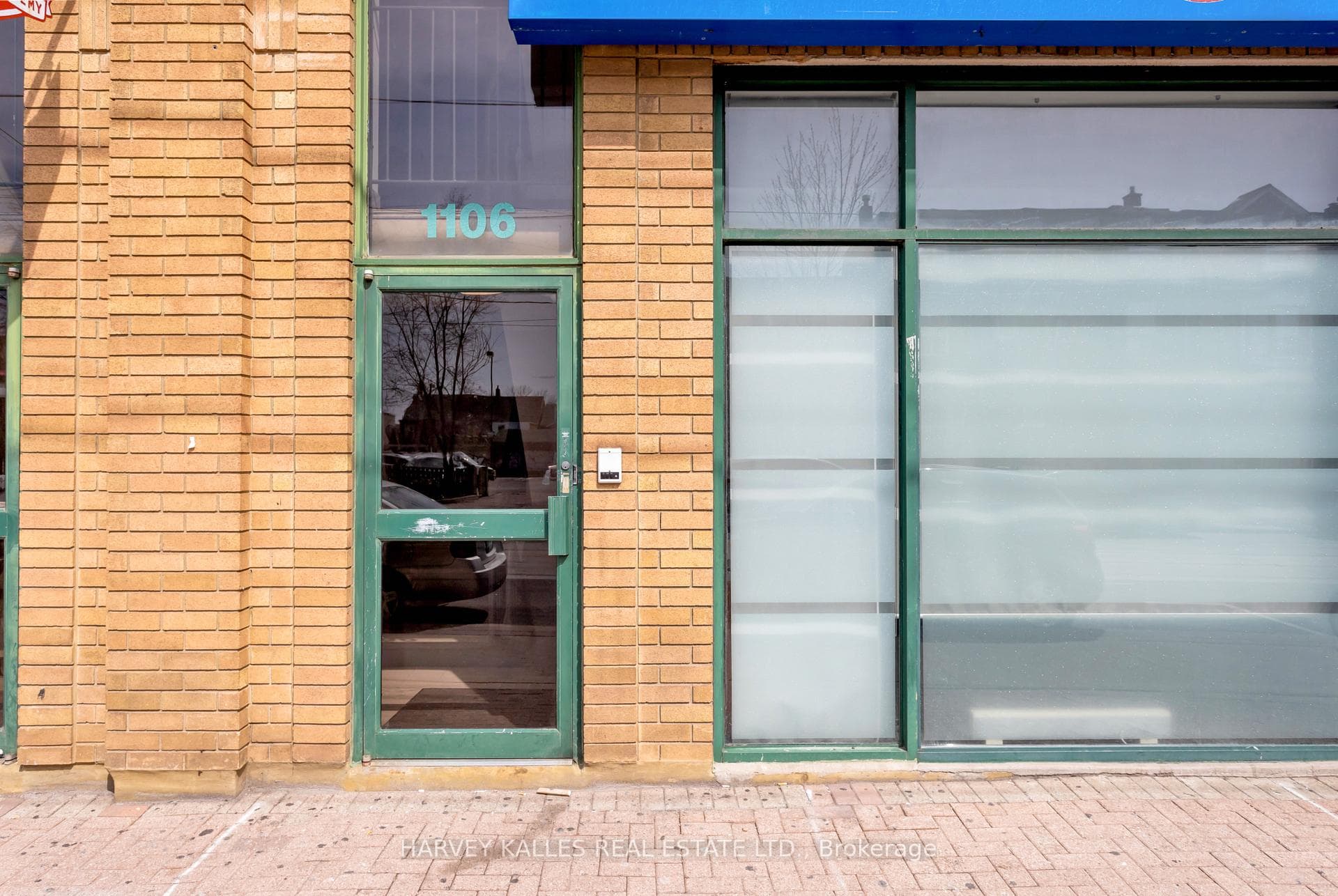 1106 Dundas Street Unit #2 FL3 photo 4