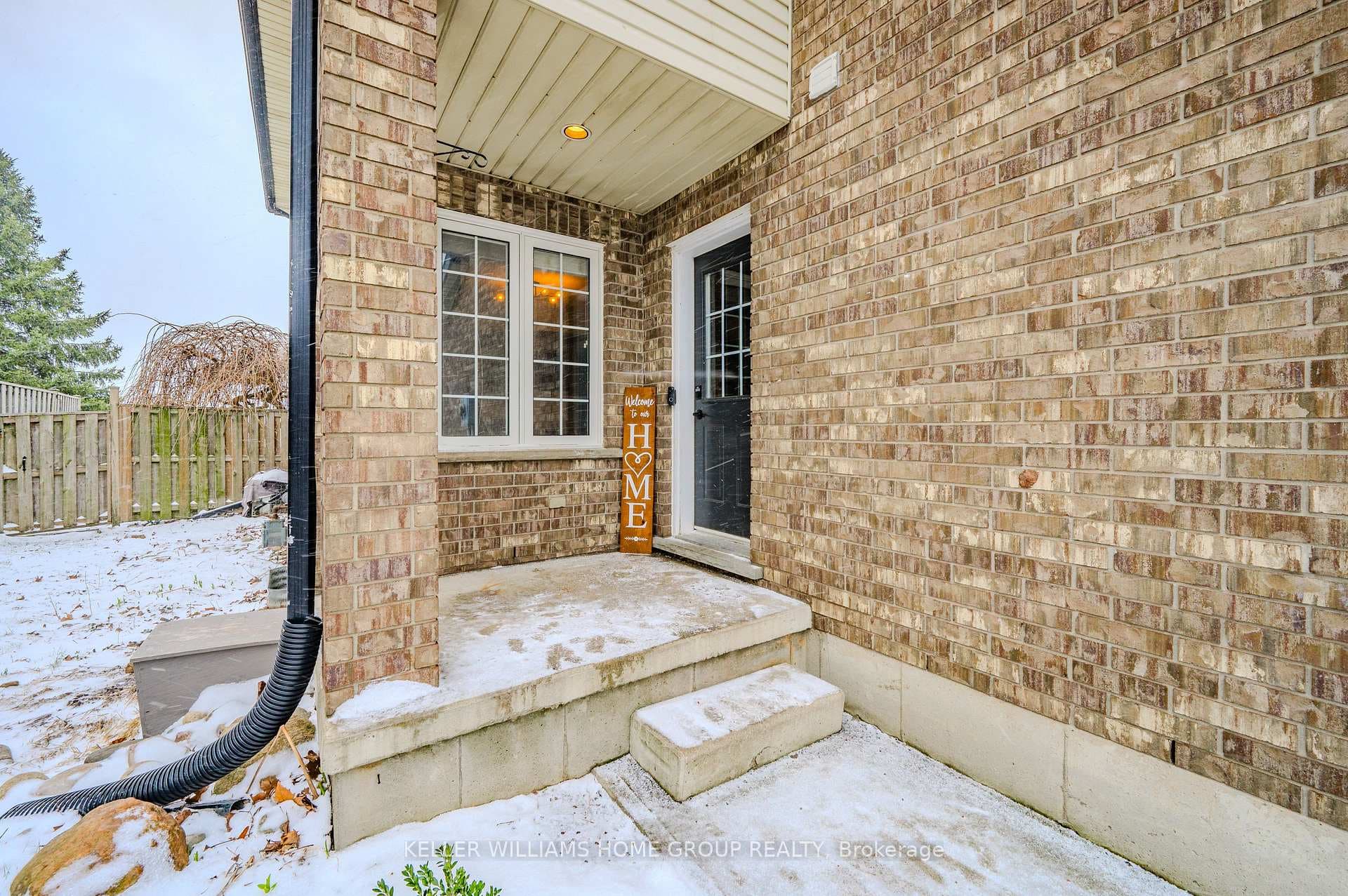 1126 Nellis Street photo 4