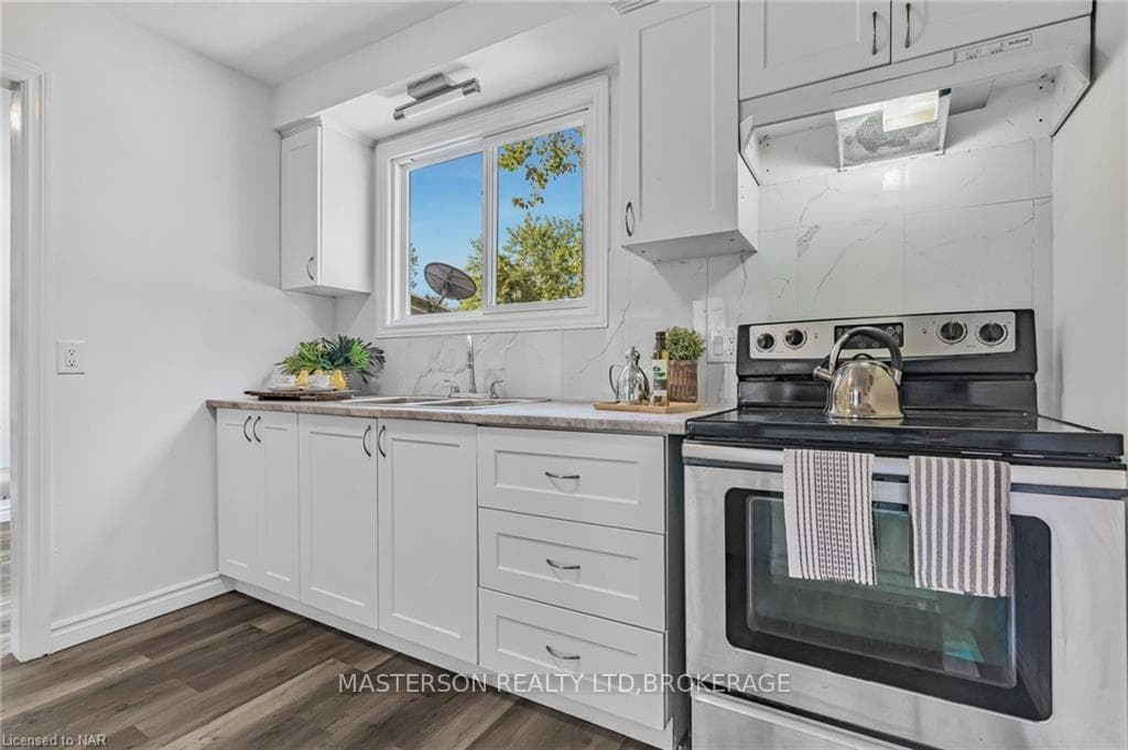 52 SILVAN Drive photo 12