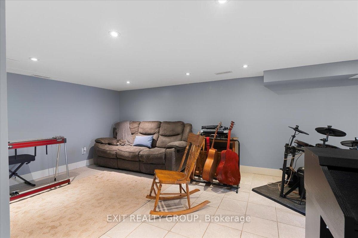 58 Sinclair Street photo 22