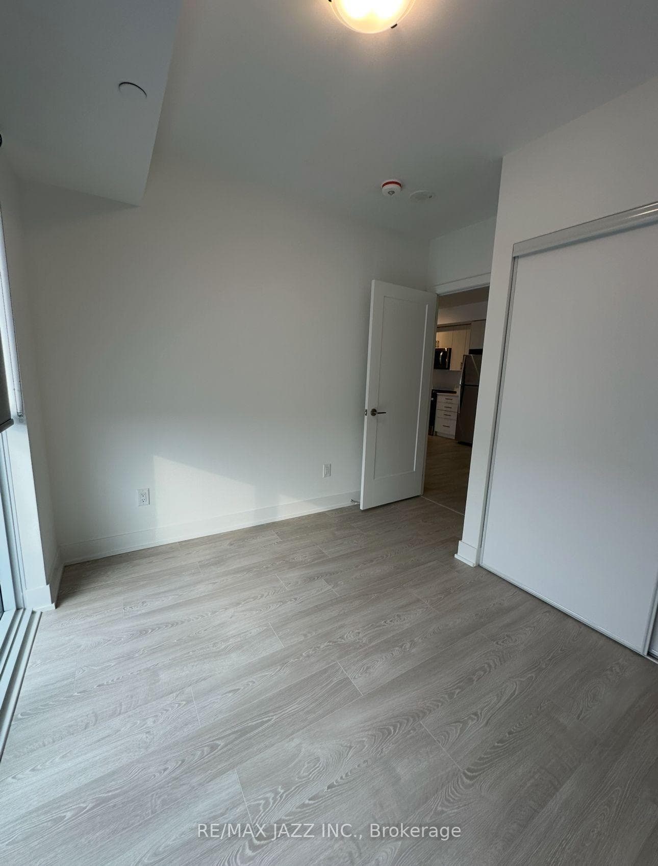 2545 Simcoe Street Unit 1508 photo 26