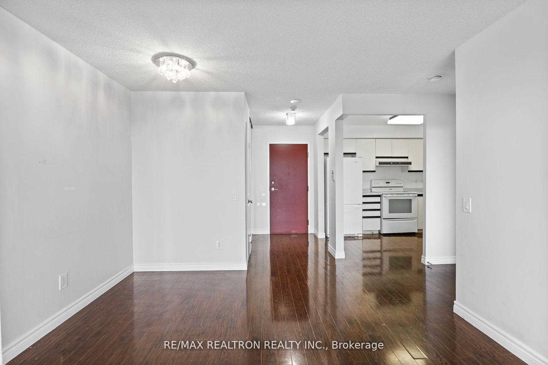 91 Townsgate Drive Unit 401 photo 9