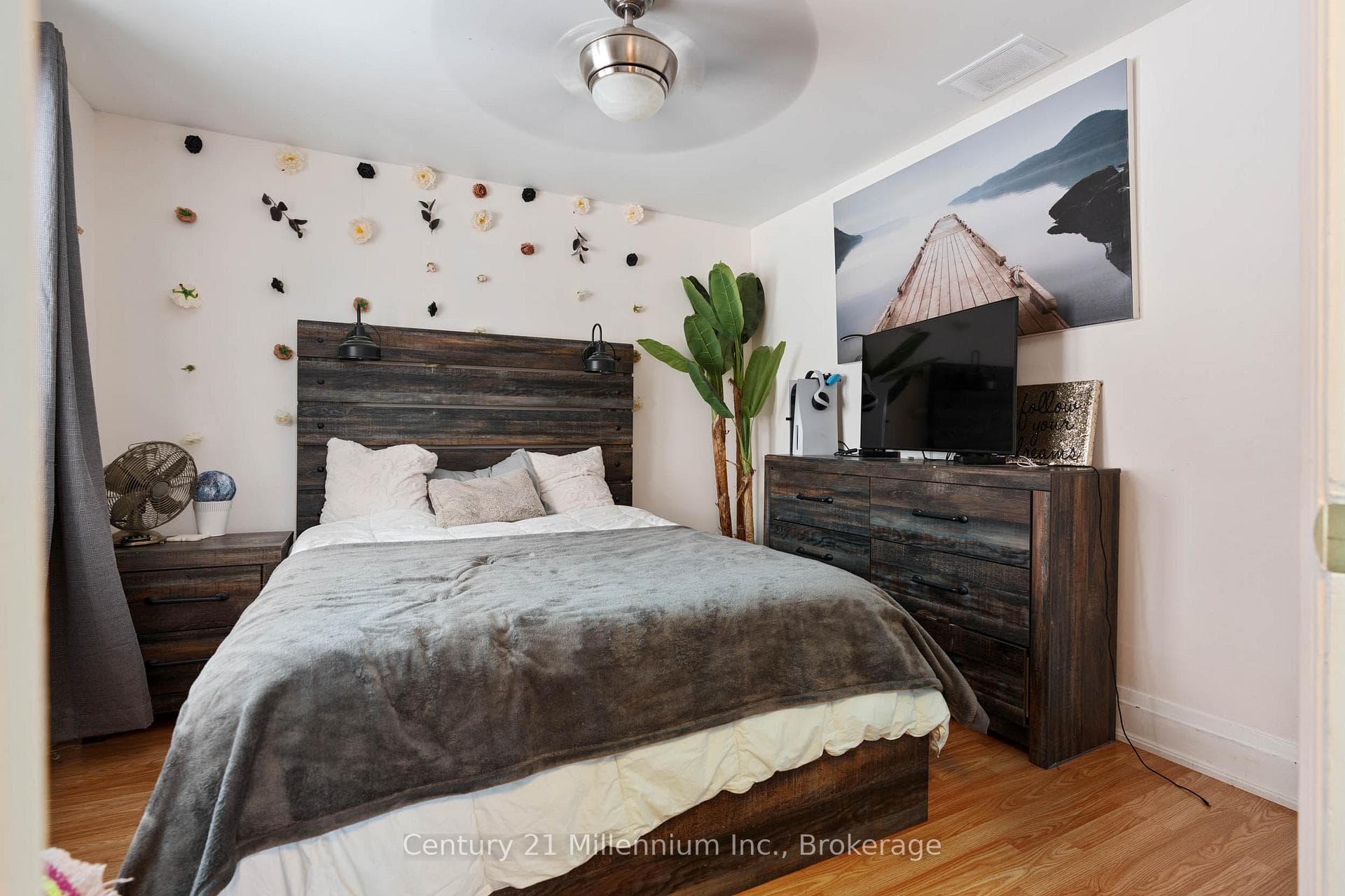 1712 5th Avenue photo 17