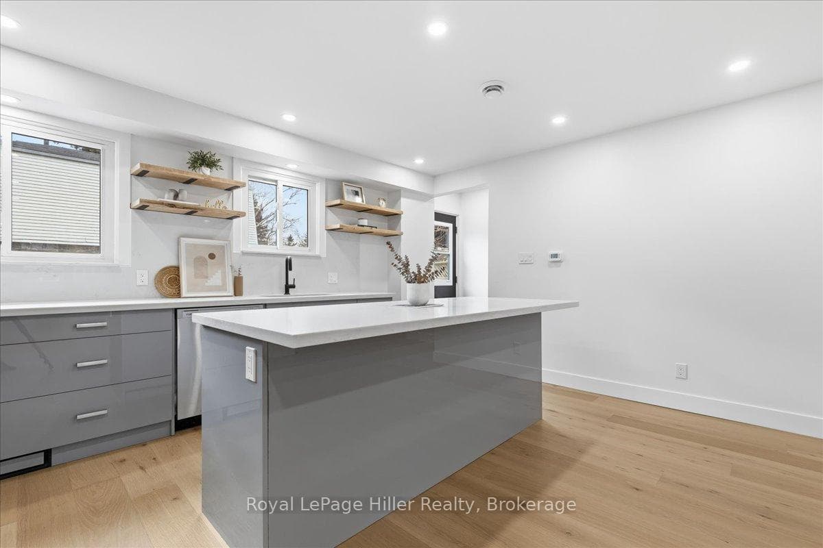237 Willow St. Kitchen