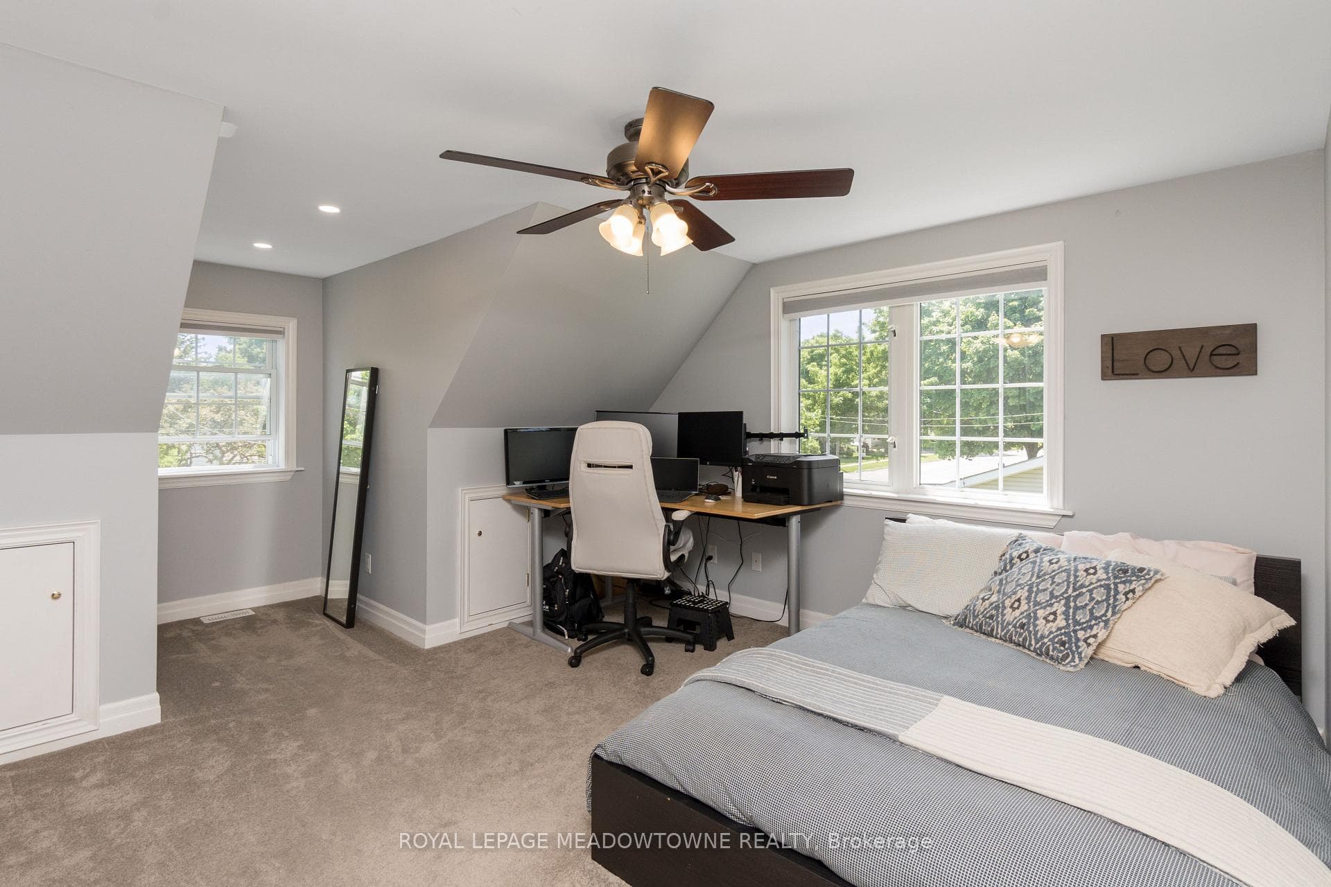 243 McDonald Boulevard photo 21