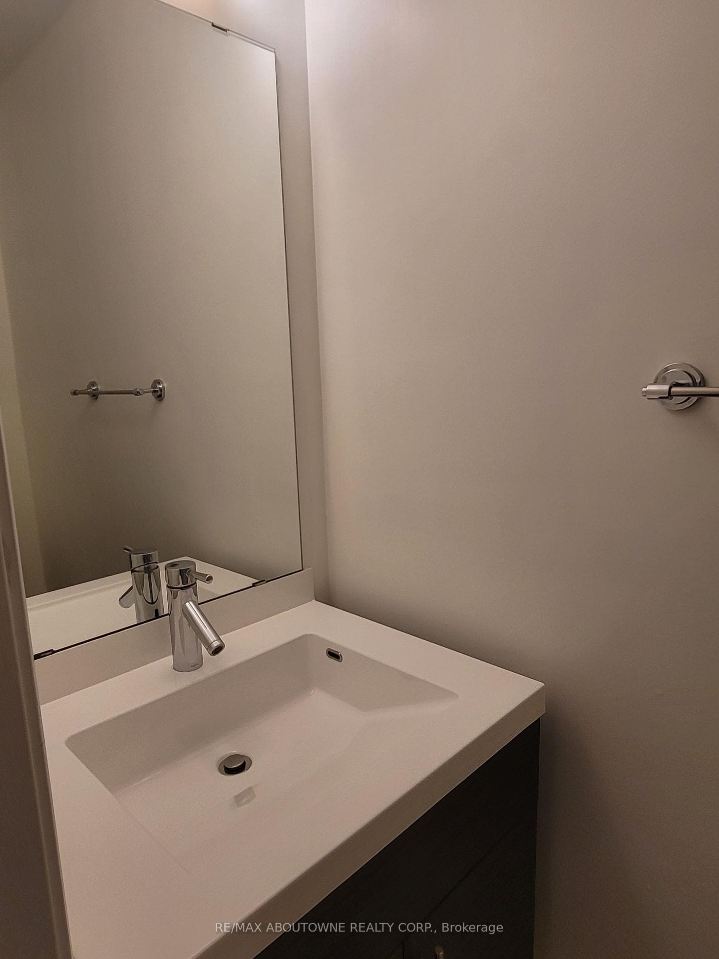 1401 Plains Road Unit 104 photo 20