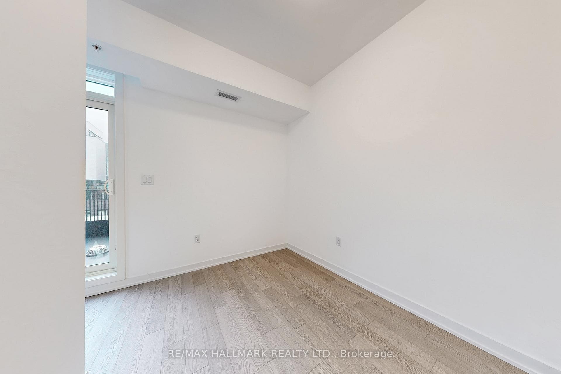 184 Angus Drive Unit 7 photo 21