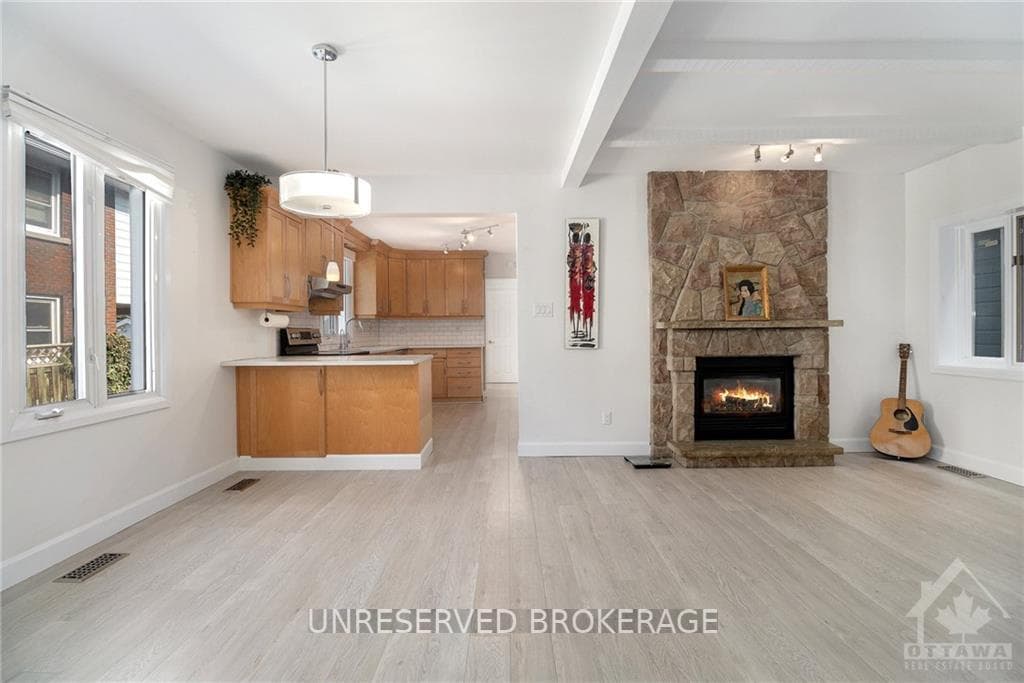 531 LADEROUTE Avenue photo 9