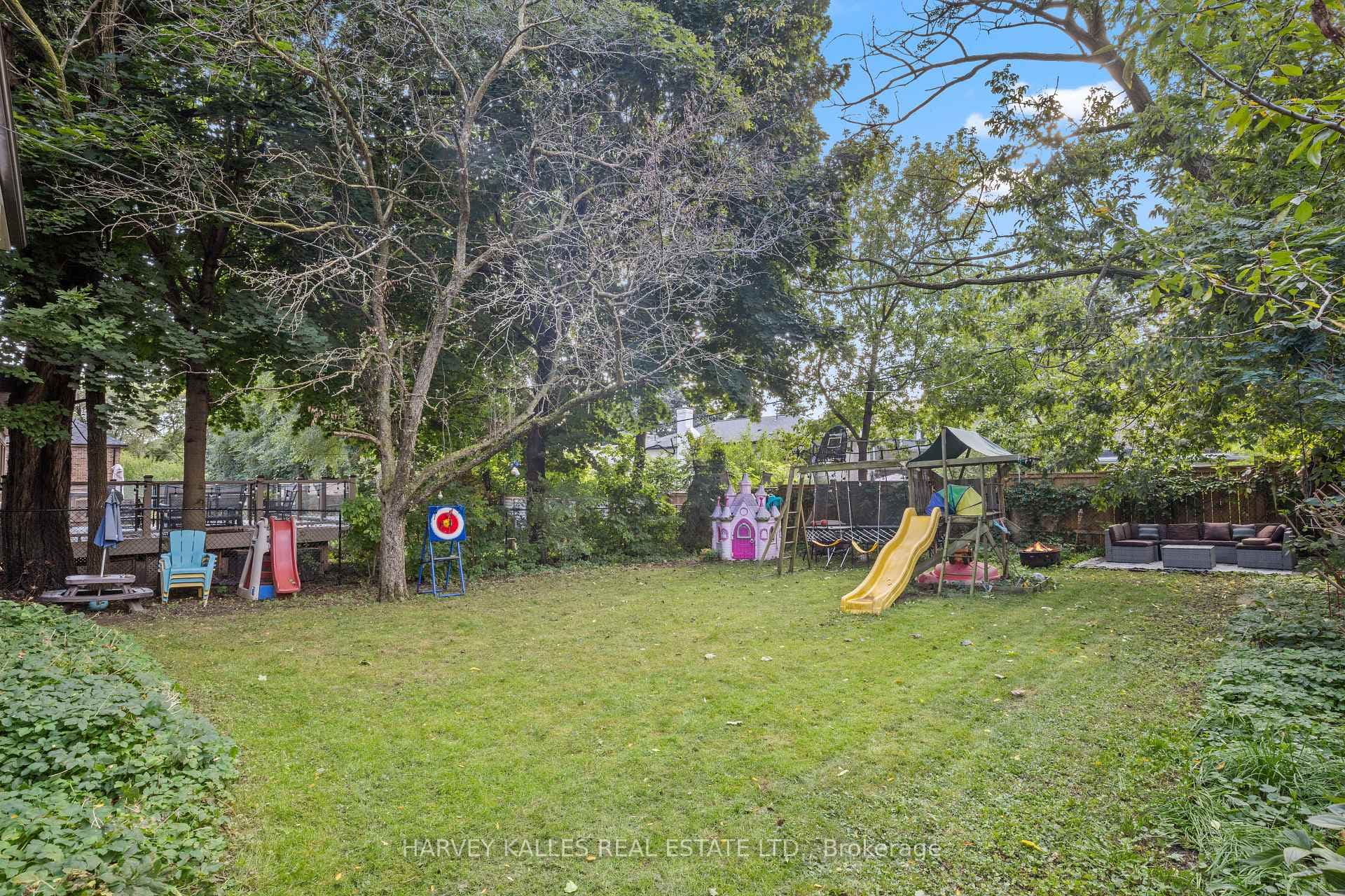 14 Lawnhurst Boulevard photo 37