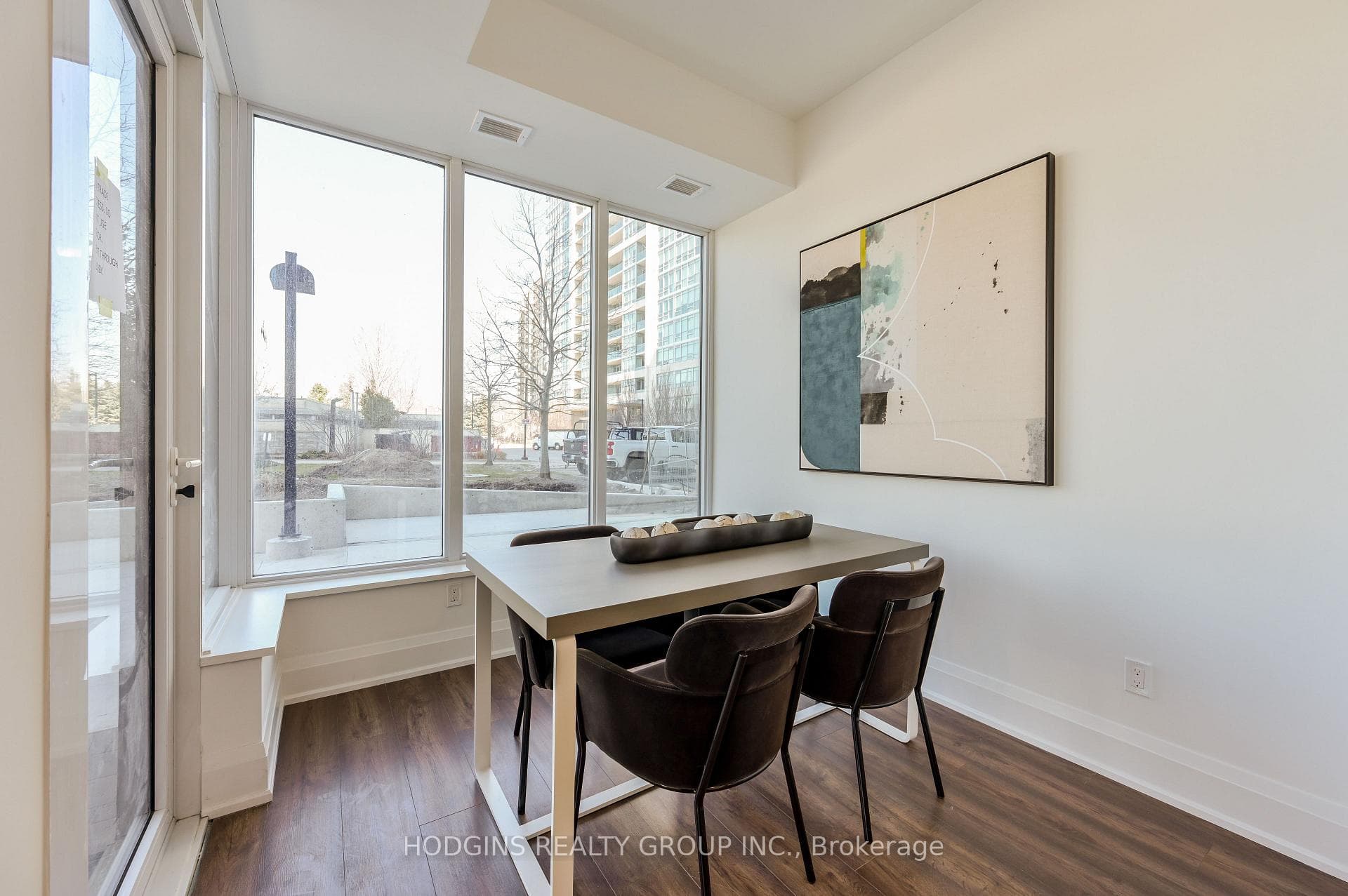 1035 Southdown Road Unit 1102 photo 16