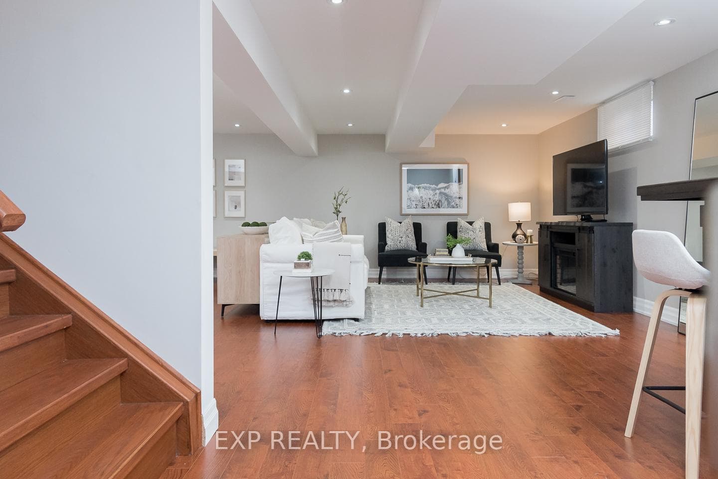 66 Doctor Moore Court photo 25