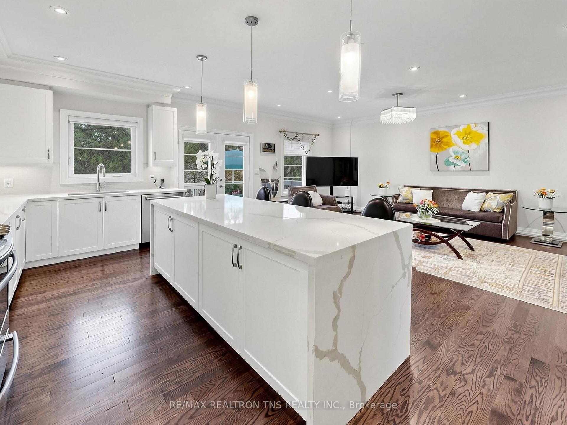 47 Divon Lane photo 12