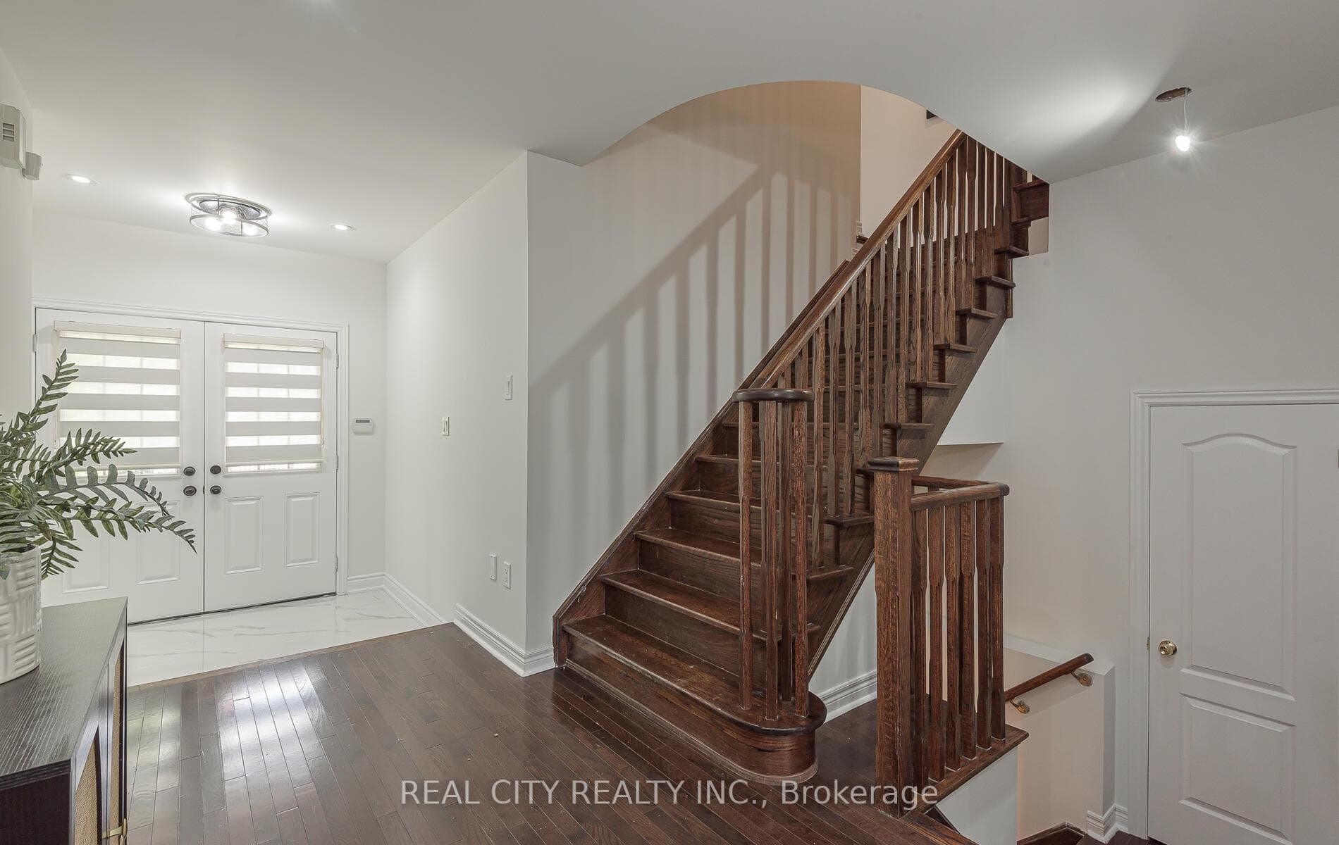27 Bellhaven Crescent photo 6