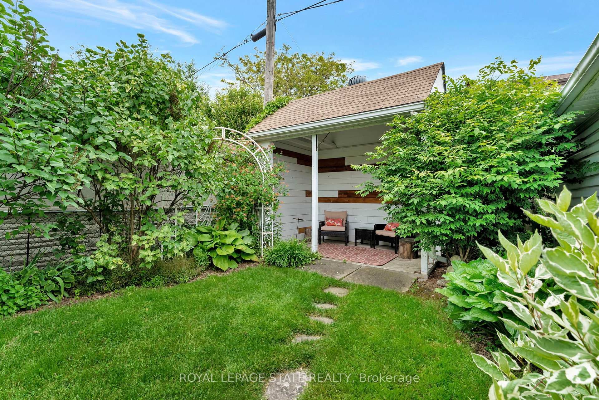 411 East 15th Street photo 31