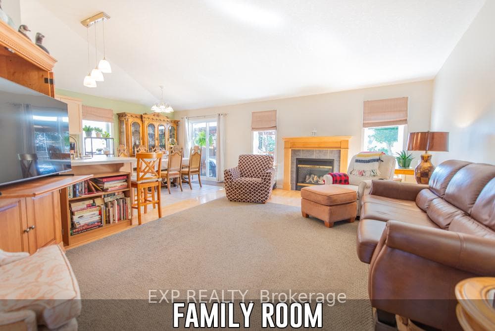 78 Spencer Avenue photo 7