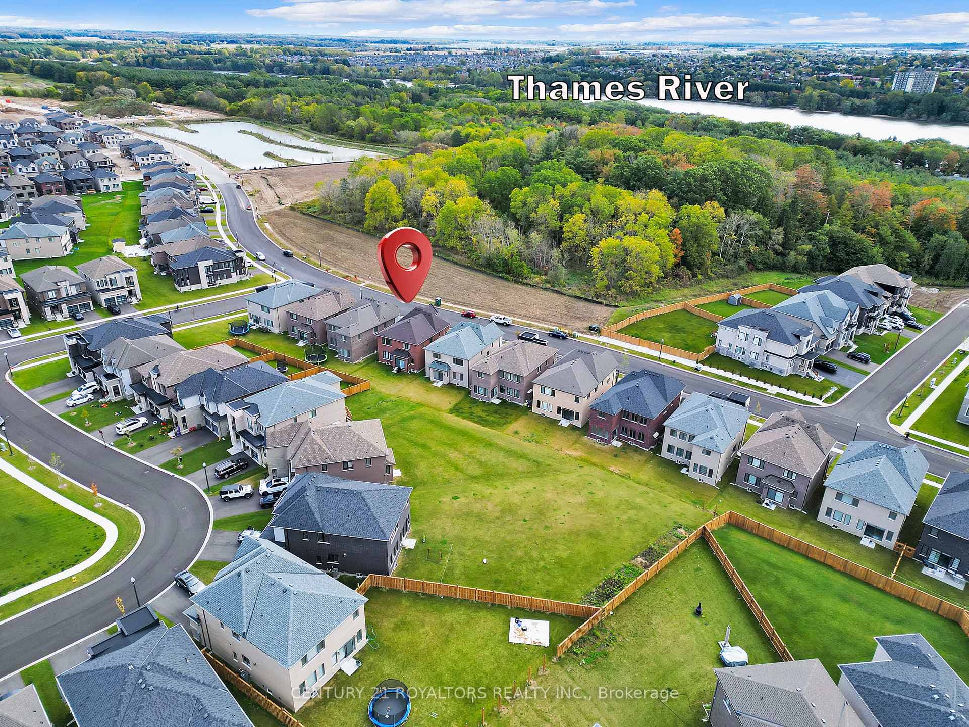 1283 Upper Thames Drive photo 46