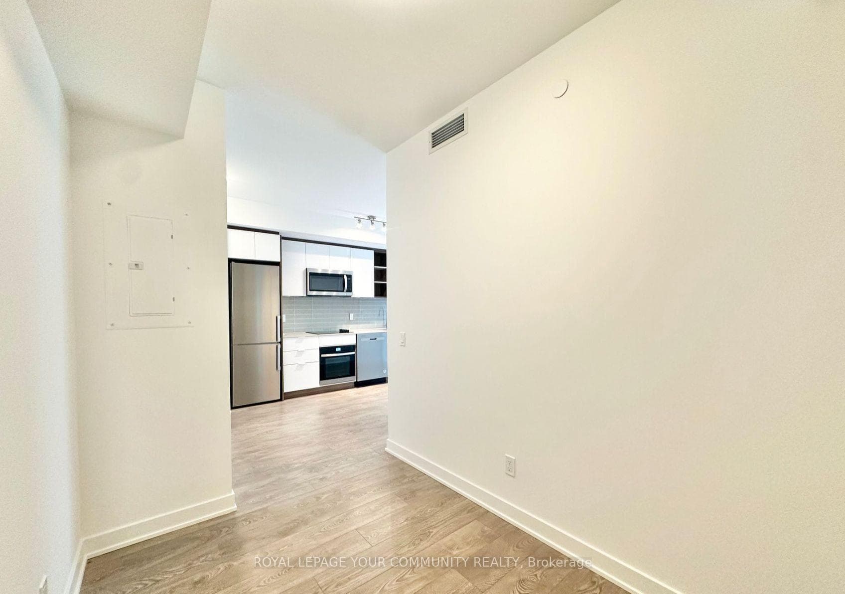 543 Richmond Street Unit 1028 photo 4