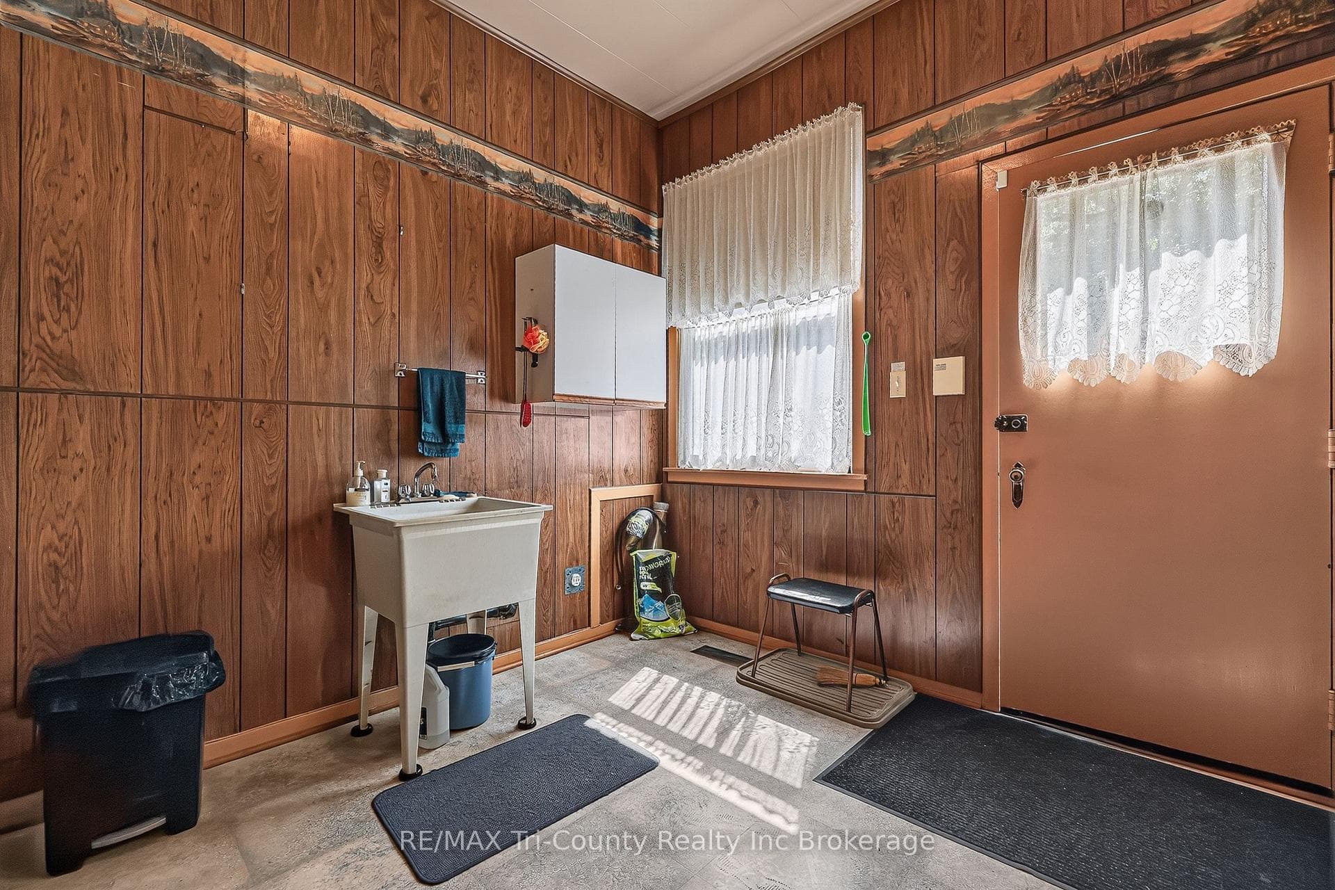 54427 Talbot Line photo 6