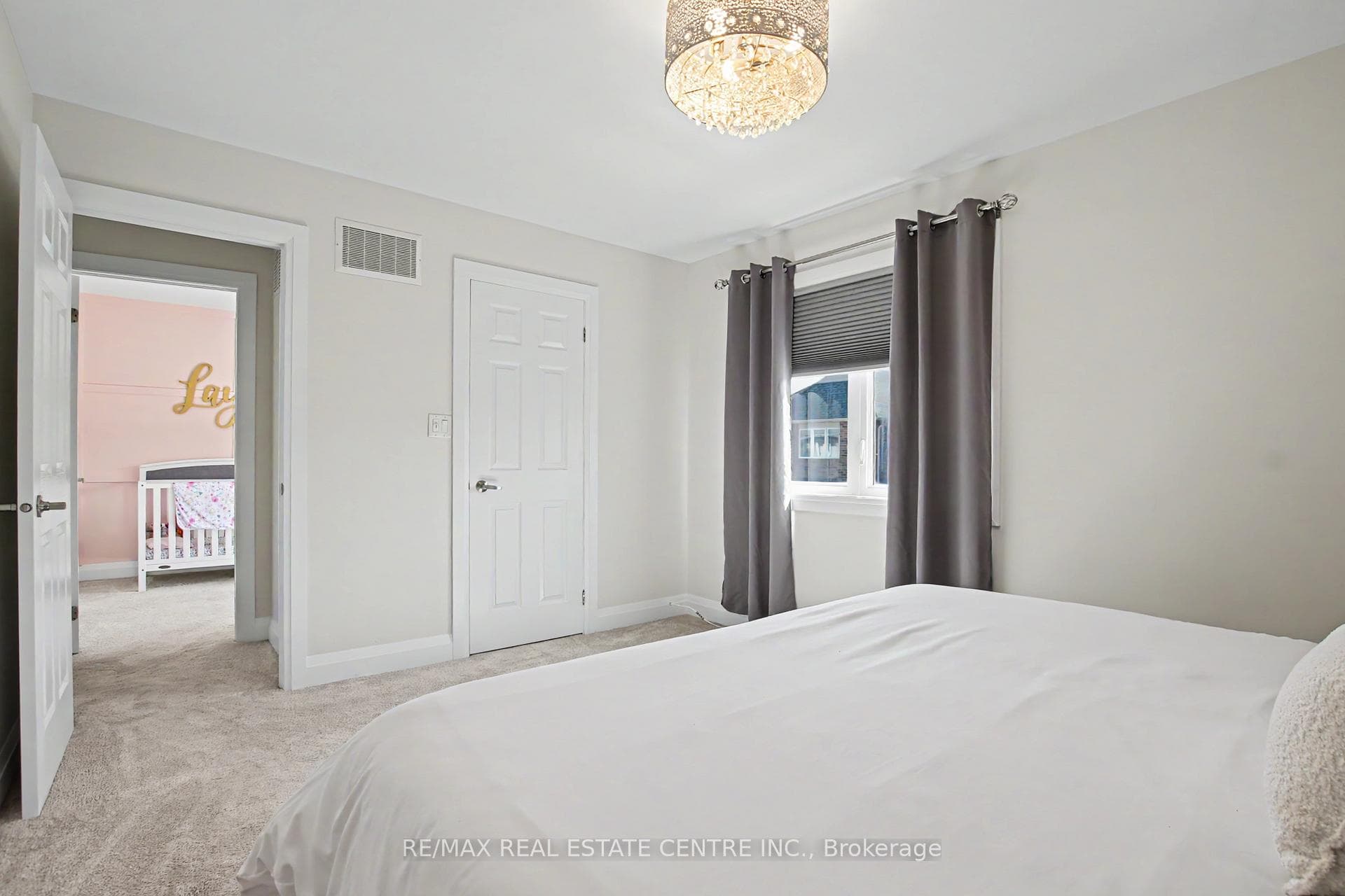 940 Clark Boulevard photo 20