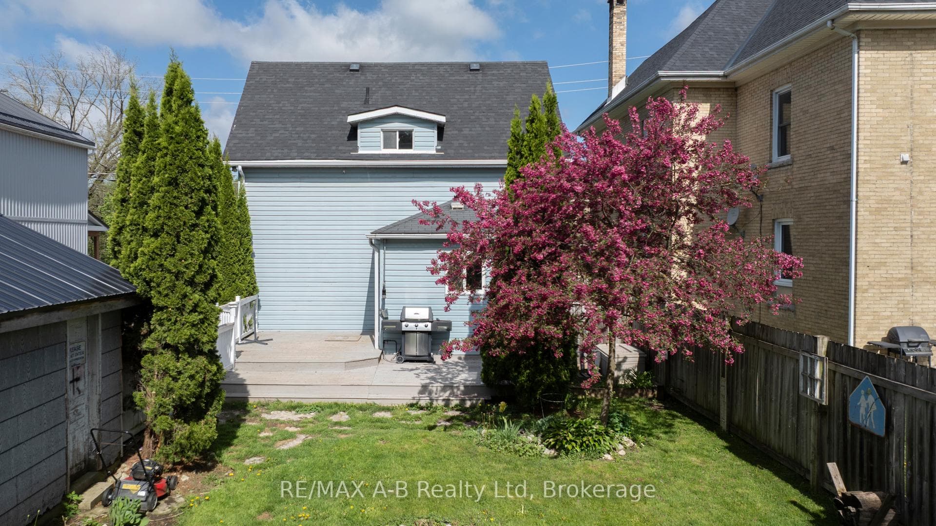 193 Water Street photo 36