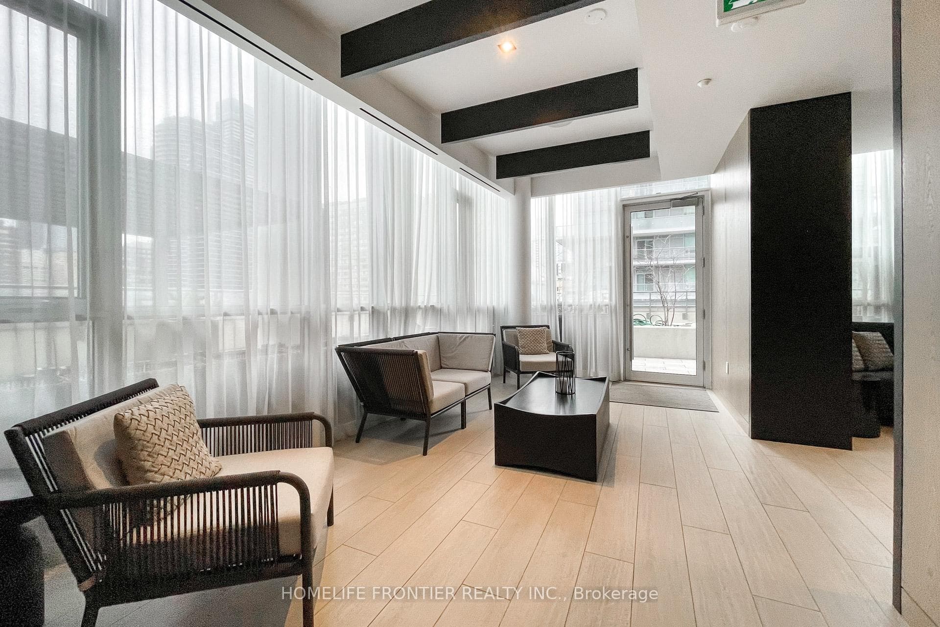 89 Mcgill Street Unit 2301 photo 35