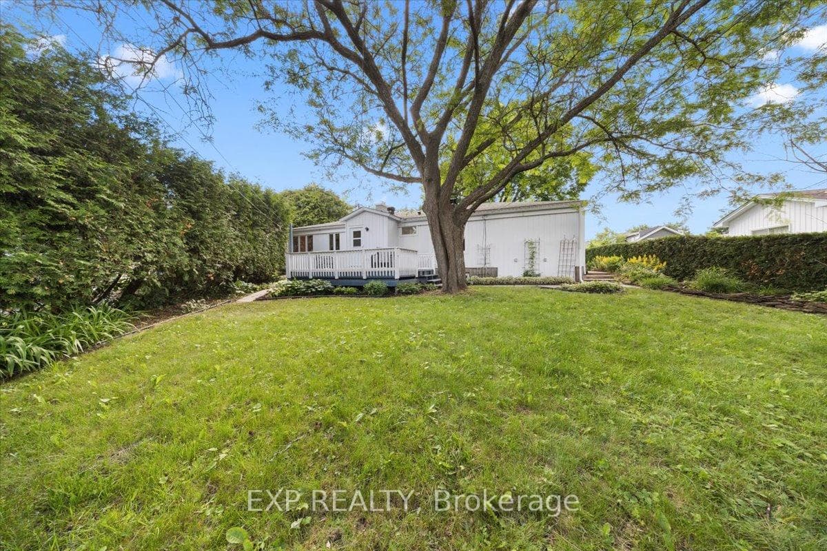 2697 Ulster Crescent photo 33