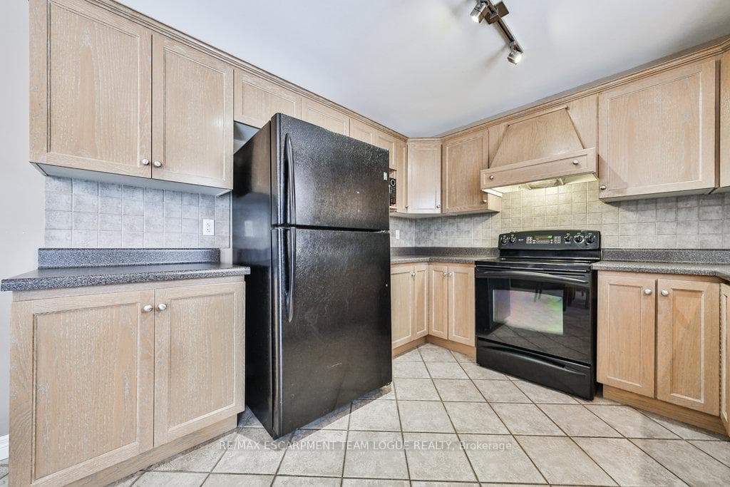 5380 Kindos Street photo 15