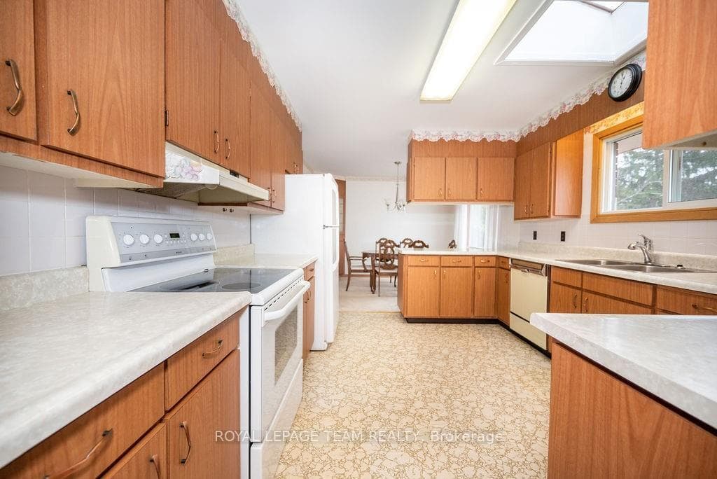 20 BOLAND Street photo 18