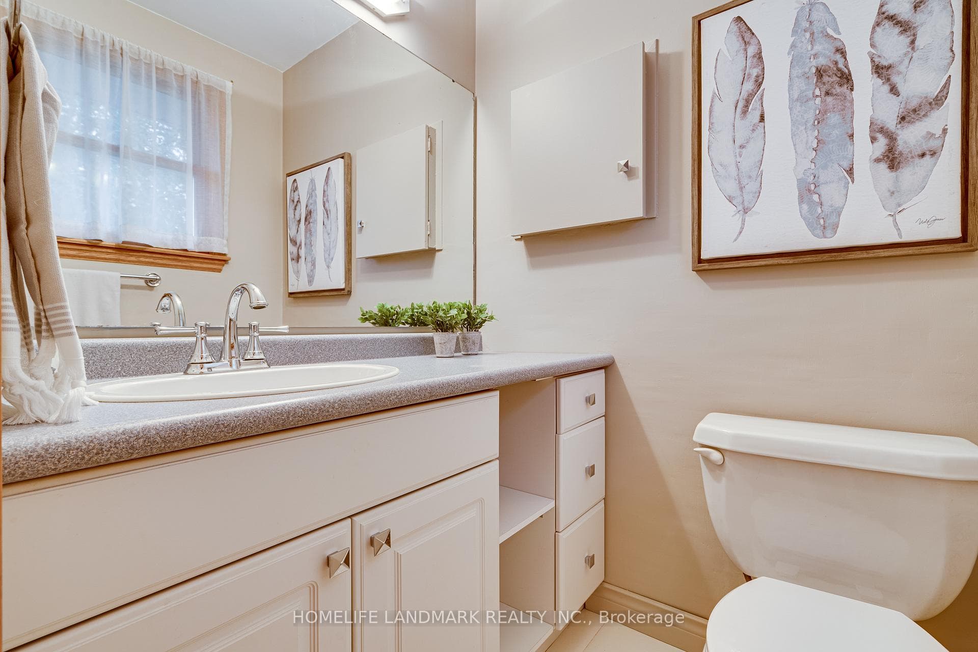 Ensuite-2