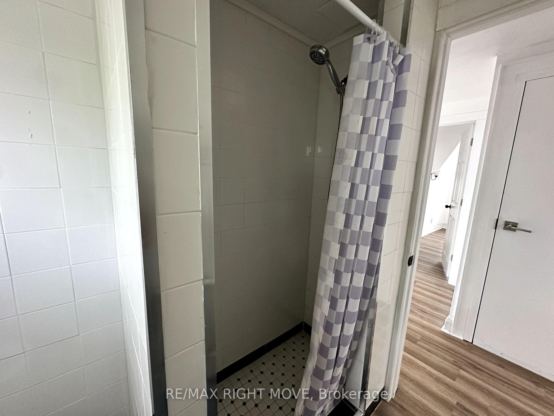 96 Neywash Street photo 18