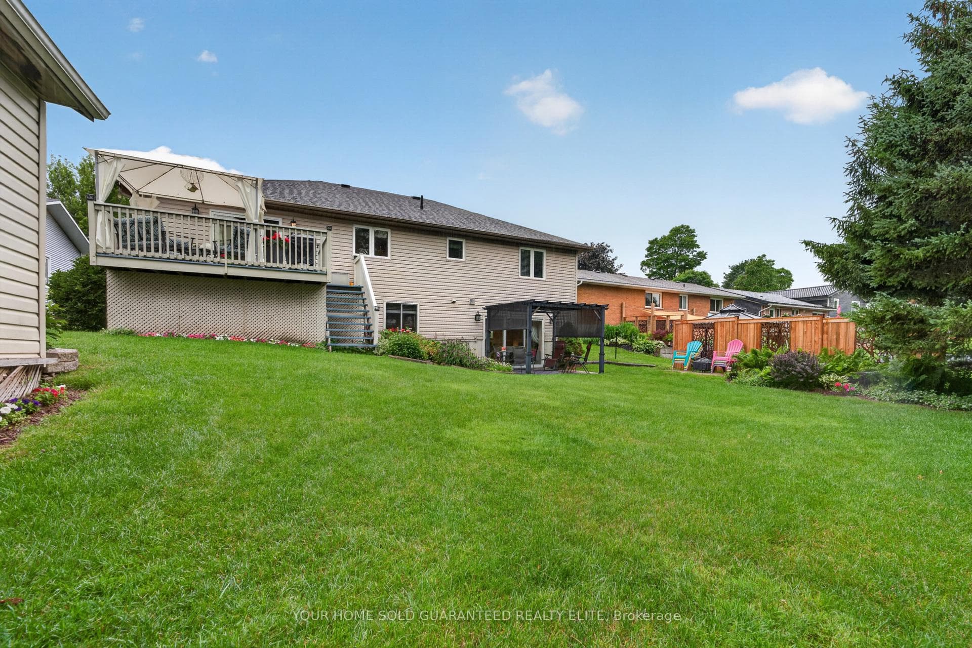 213 Margaret Street photo 36