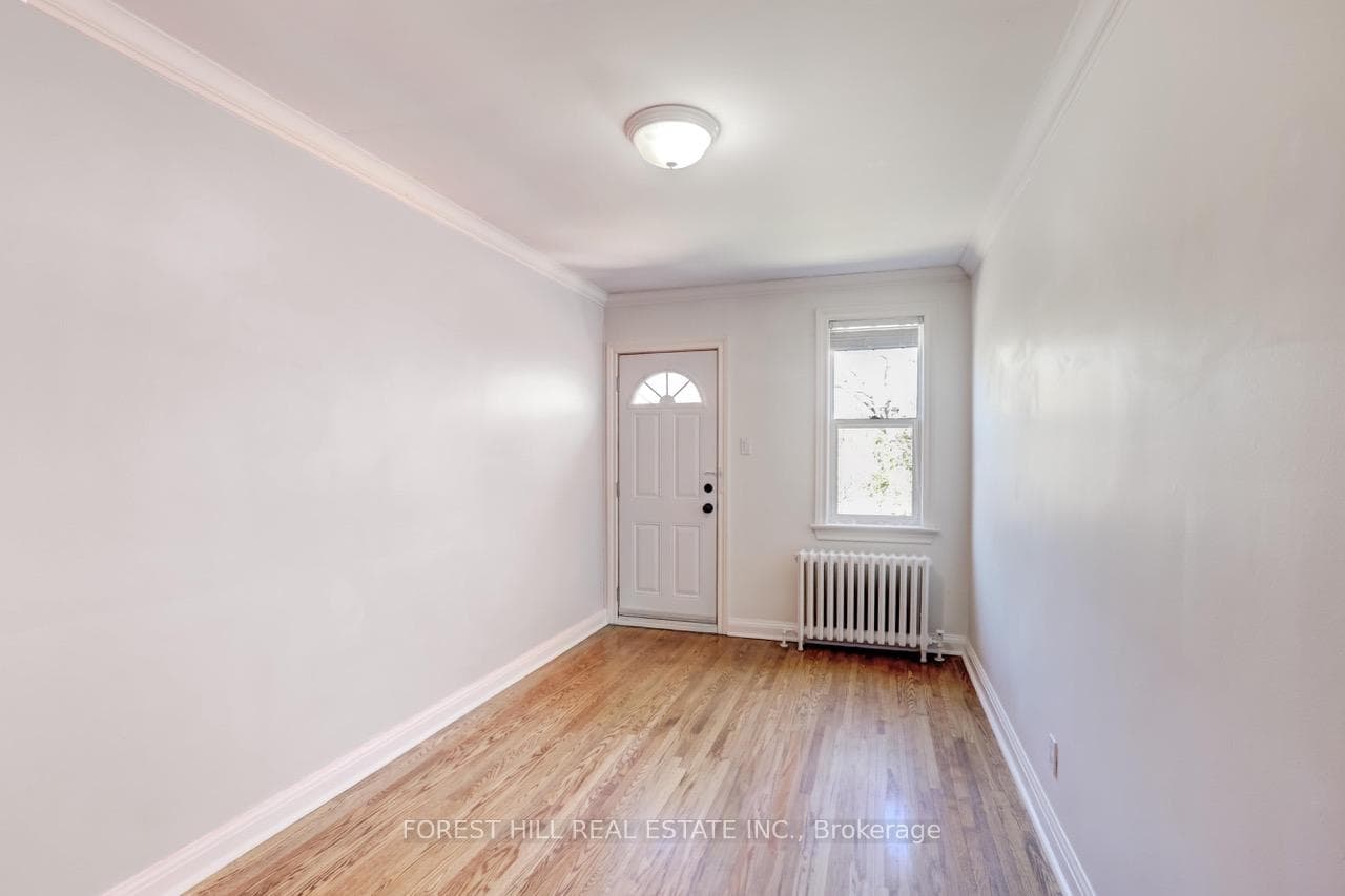 345 Walmer Road Unit 4 photo 14