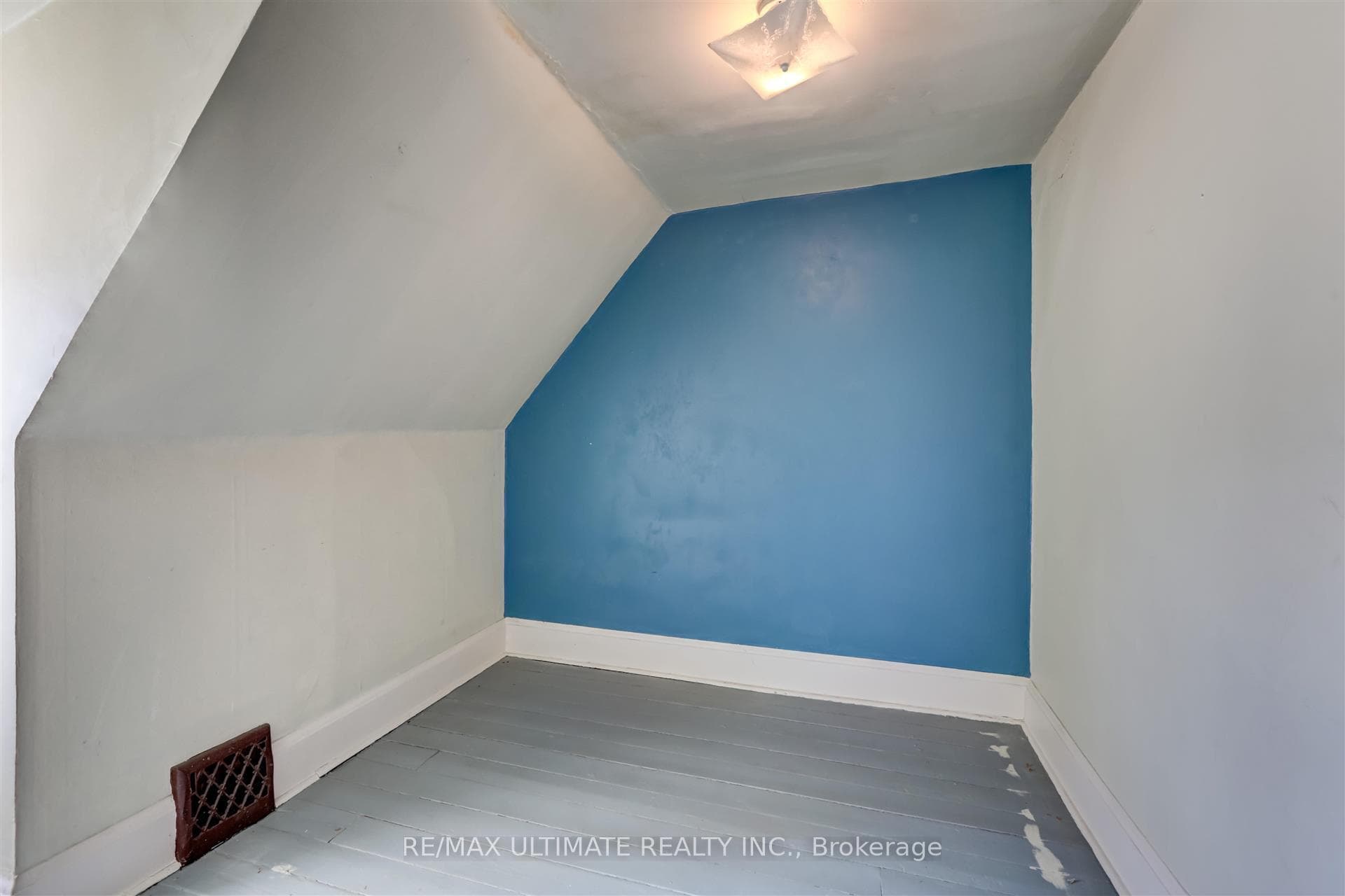 27 Bellwoods Avenue photo 21