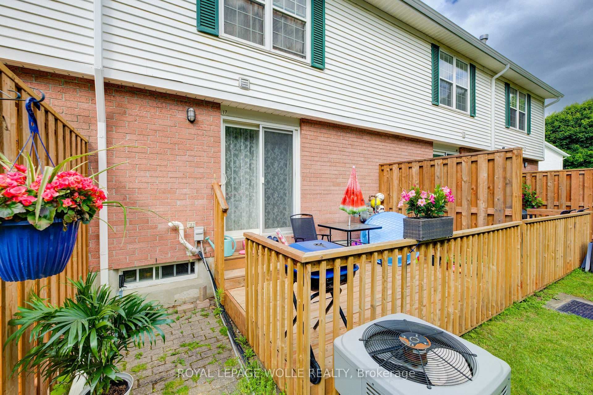 465 Woolwich Street Unit 17 photo 5