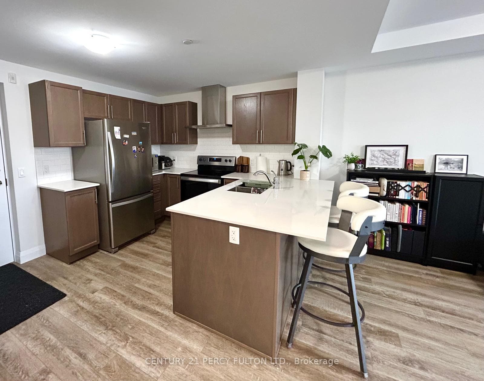 1 Redfern Avenue Unit 213 photo 7