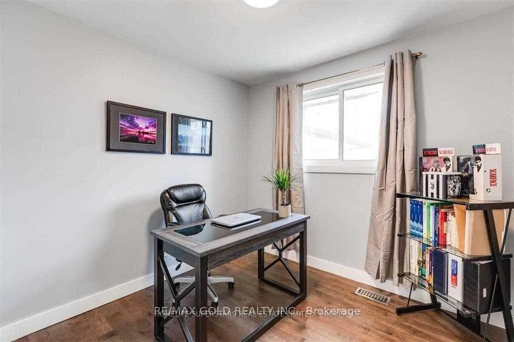 3472 Rexway Drive photo 10