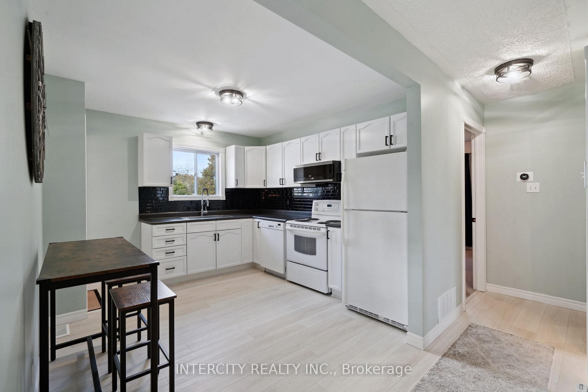136 George Street photo 5