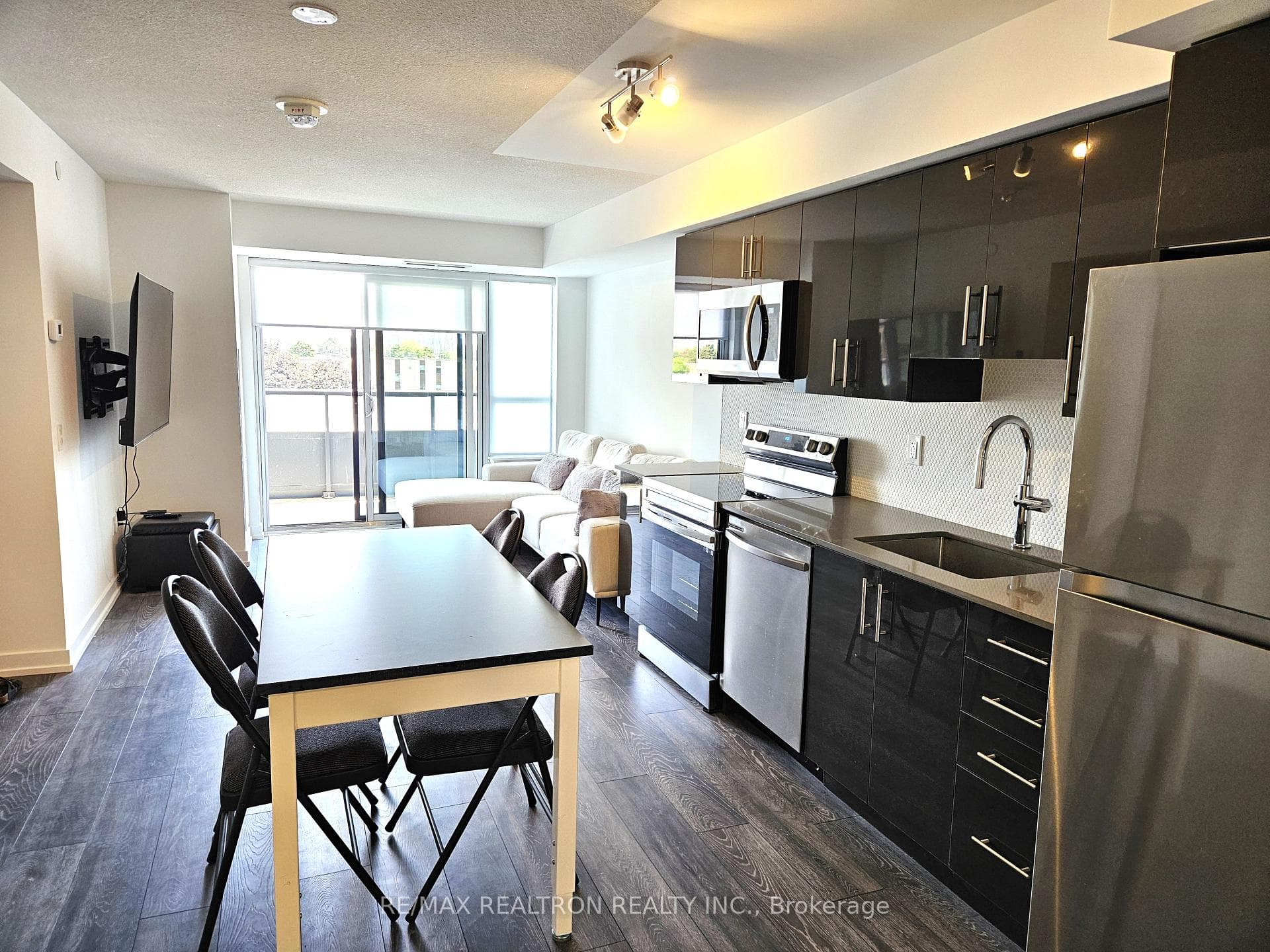 1455 celebration Drive Unit 402 photo 10